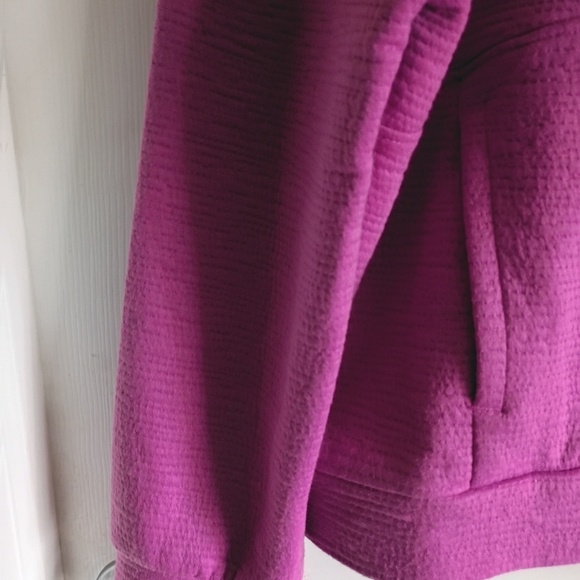 Cozy Women's Raspberry Pullover Top - Picture 5 of 9